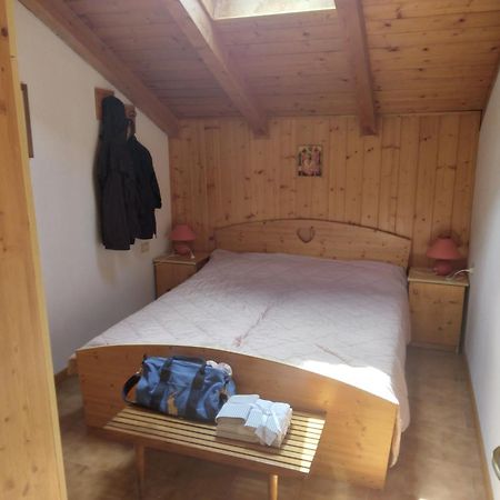 La Casa Di Grace Nella Valle Incantantata Carano  Eksteriør billede